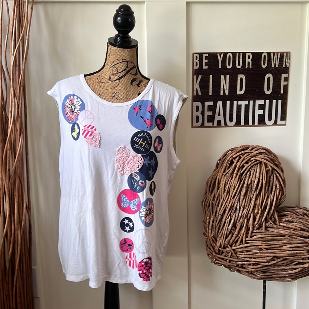 Tommy Hilfiger White Sleeveless Tank With Crocheted Heart Embellishments.